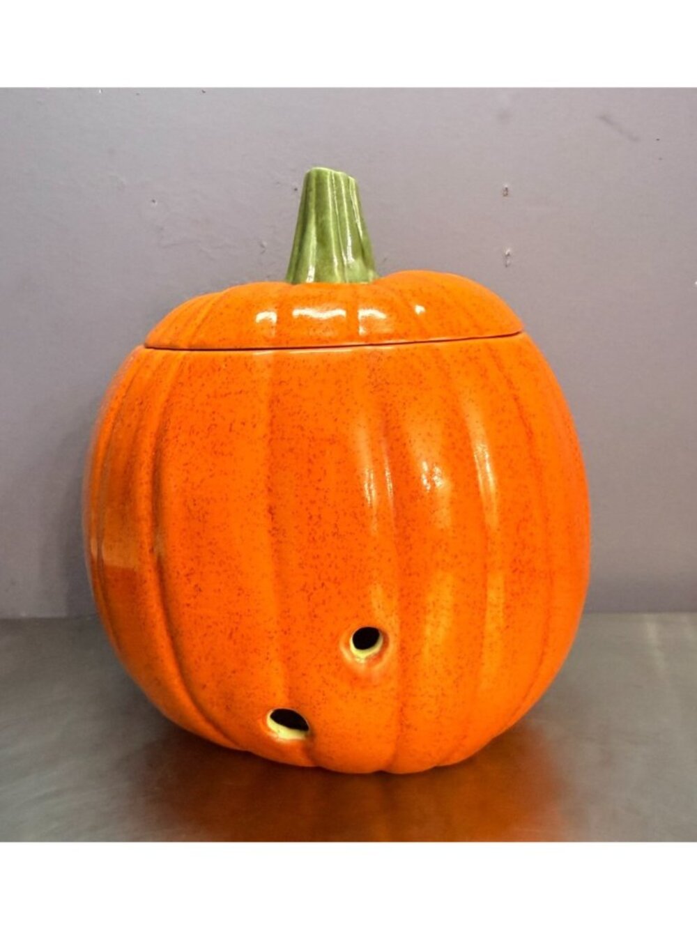 Vintage 1980s Ceramic Pumpkin Jack-o-Lantern With Lid - Picture 3 of 16